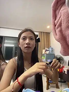 Lil-Gi online show from February 2026 04:41:01 PM