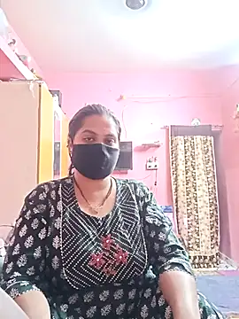 Snapshot of biggbobbsgirl chatting on February 2026 06:04:02 PM biggbobbsgirl online show from February 2026 06:04:02 PM