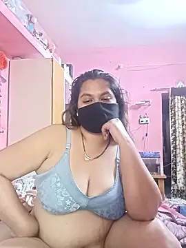 Snapshot of biggbobbsgirl chatting on March 2026 02:37:02 AM biggbobbsgirl online show from March 2026 02:37:02 AM