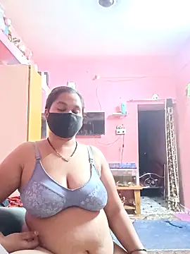 Snapshot of biggbobbsgirl chatting on March 2026 06:36:01 PM biggbobbsgirl online show from March 2026 06:36:01 PM