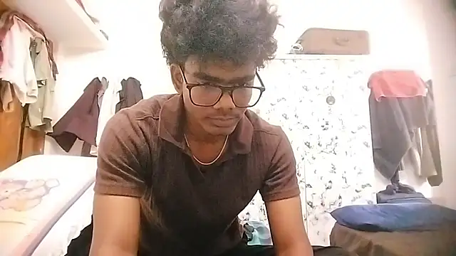 Snapshot of Rahulisagoodguy chatting on November 2025 09:42:02 AM Rahulisagoodguy online show from November 2025 09:42:02 AM