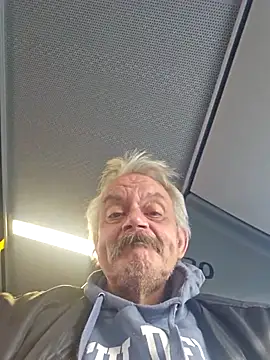 Fonse1860 online show from November 2025 09:30:02 AM