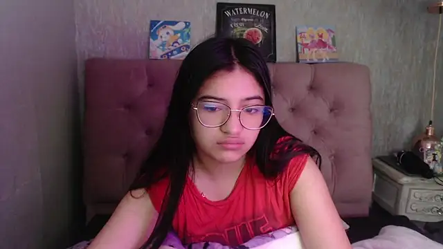 laurenelove online show from September 2025 03:52:01 AM