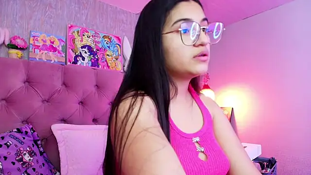 laurenelove online show from February 2026 03:46:02 AM