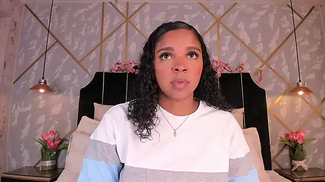 LisaMendez online show from May 2026 02:06:01 AM