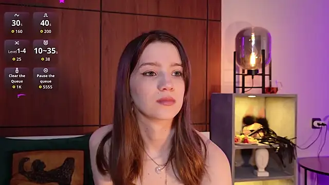Alison kisss online show from May 2026 04:45:01 PM