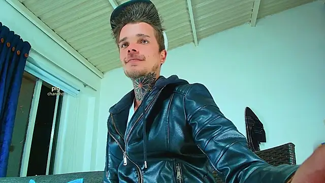 Snapshot of Gold_Loyal77 chatting on September 2025 04:11:02 AM Gold Loyal77 online show from September 2025 04:11:02 AM