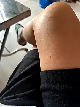 sharon-Hanna online show from November 2025 01:15:01 AM