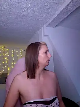 SexyJulia21 online show from February 2025 12:28:01 PM