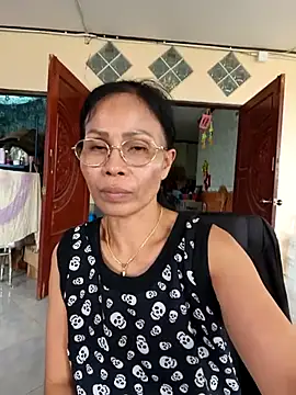 Mama Eva 1 online show from July 2026 03:23:01 AM