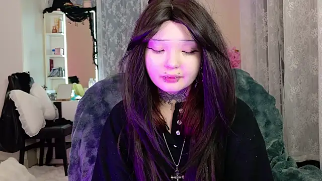 Lein Bone online show from May 2026 01:32:02 AM