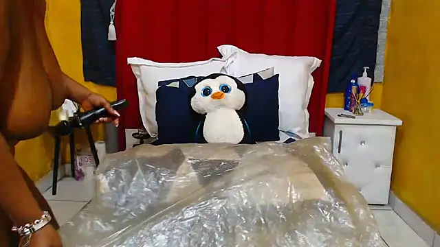 Snapshot of Candycrush2555 chatting on September 2025 08:28:02 AM Candycrush2555 online show from September 2025 08:28:02 AM