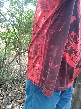 Snapshot of Aeroxx chatting on April 2026 04:22:01 AM Aeroxx online show from April 2026 04:22:01 AM