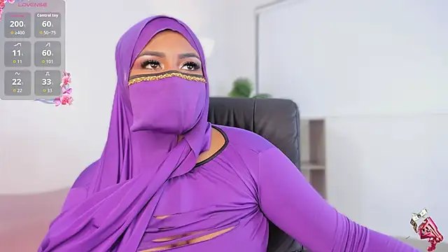 yasmin elite online show from November 2025 10:15:01 AM