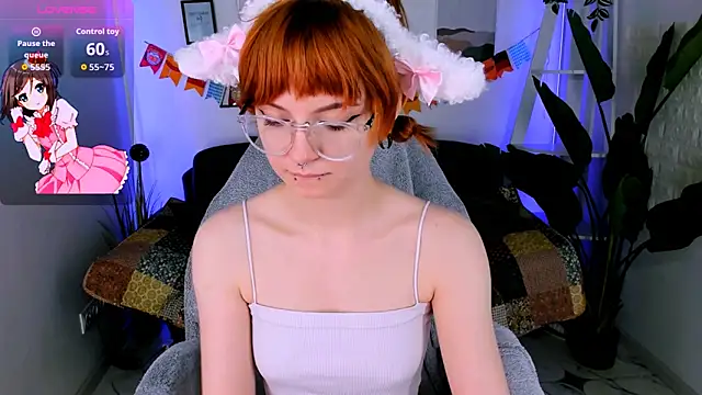 Snapshot of sweet_mika18 chatting on September 2025 12:05:02 PM sweet mika18 online show from September 2025 12:05:02 PM