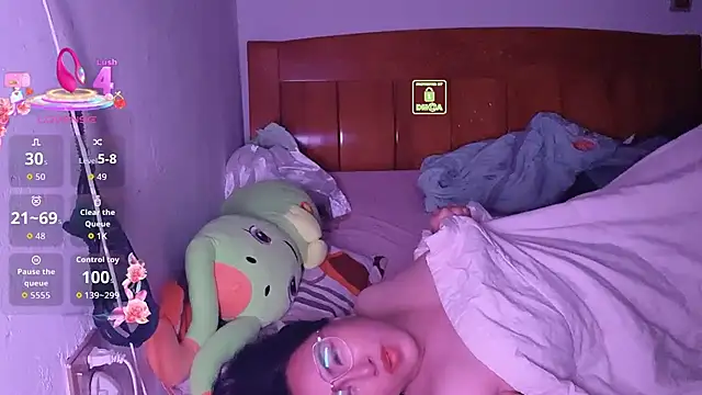 Snapshot of Liqinqin chatting on September 2025 09:47:02 PM Liqinqin online show from September 2025 09:47:02 PM