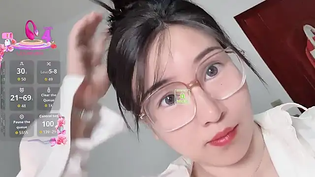 Snapshot of Liqinqin chatting on September 2025 07:05:01 PM Liqinqin online show from September 2025 07:05:01 PM