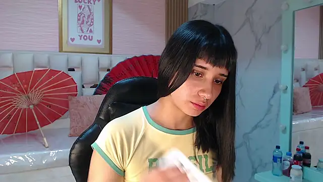 allyssa bellini s online show from September 2025 08:34:02 PM