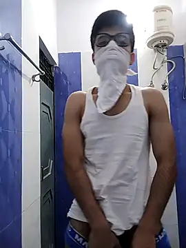 Snapshot of mrmasseur06 chatting on December 2025 08:04:01 PM mrmasseur06 online show from December 2025 08:04:01 PM