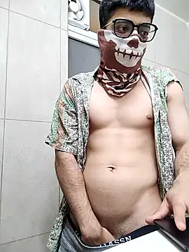 mrmasseur06 online show from July 2026 06:51:02 PM