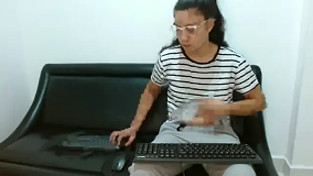 Arieeel 09 online show from October 2025 11:18:01 PM