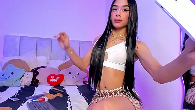 Baby Steff online show from October 2025 03:51:02 AM