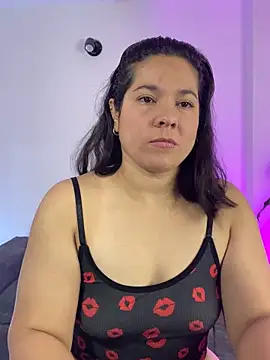 leiablack online show from October 2025 10:12:02 AM