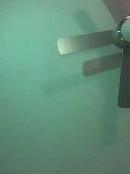 Triggerhappycj100 online show from October 2025 04:20:01 AM