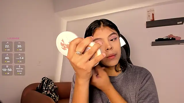 Aleja-02 online show from September 2025 09:15:01 PM