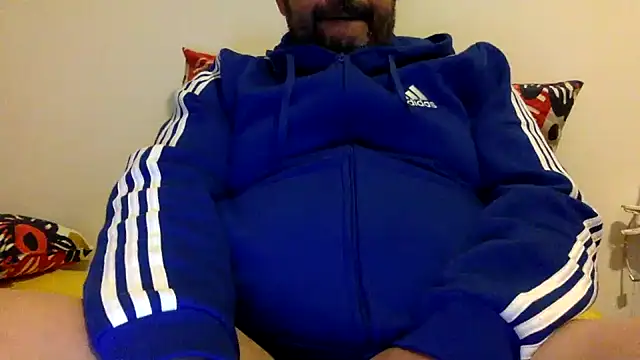 steve669 hot online show from October 2025 07:56:02 PM