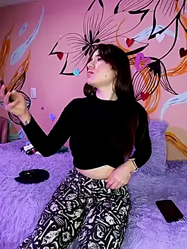 Amber-08 online show from September 2025 01:36:01 PM