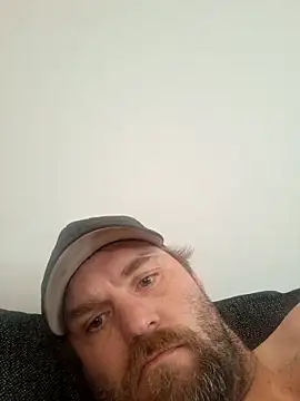 Snapshot of Bamse28 chatting on September 2025 02:33:01 PM Bamse28 online show from September 2025 02:33:01 PM