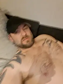 Snapshot of Bamse28 chatting on April 2026 03:00:02 AM Bamse28 online show from April 2026 03:00:02 AM