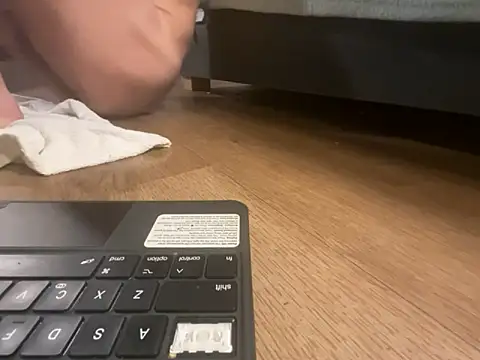 lpboy2 online show from February 2026 12:19:02 AM