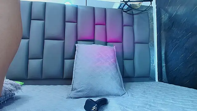 Roxana gomez online show from January 2026 03:19:02 AM