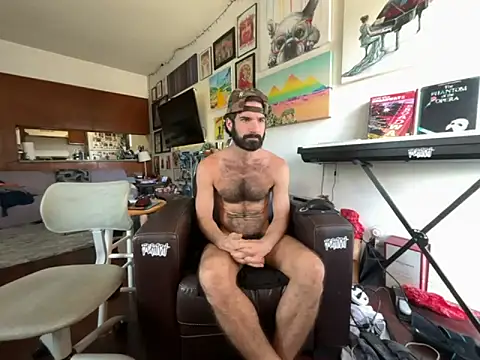 Pupscritch online show from September 2025 07:03:02 PM