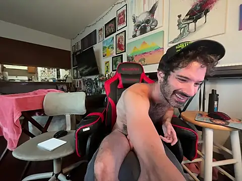 Pupscritch online show from May 2026 03:42:02 PM