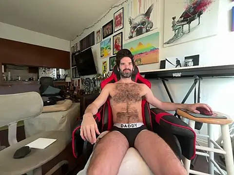 Pupscritch online show from May 2026 04:13:01 PM