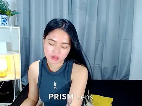 Snapshot of Urasian_ladybug chatting on September 2025 03:52:01 AM Urasian ladybug online show from September 2025 03:52:01 AM