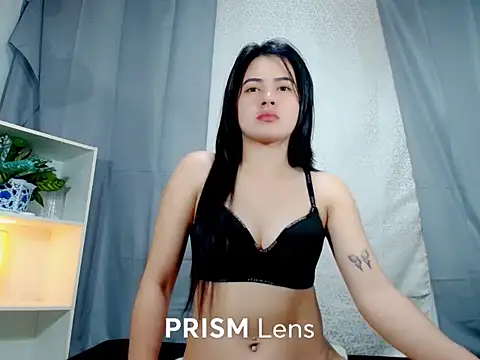 Snapshot of Urasian_ladybug chatting on November 2025 05:02:01 PM Urasian ladybug online show from November 2025 05:02:01 PM