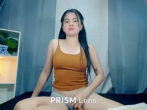 Snapshot of Urasian_ladybug chatting on November 2025 05:54:01 AM Urasian ladybug online show from November 2025 05:54:01 AM