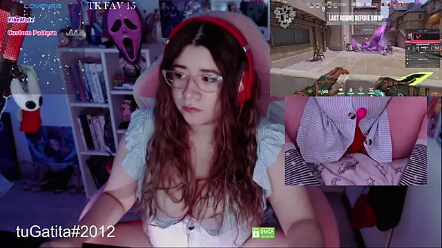 Snapshot of Pink_girl0n chatting on October 2025 09:30:01 PM Pink girl0n online show from October 2025 09:30:01 PM