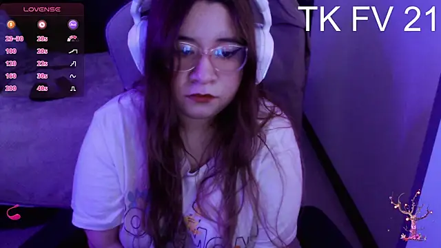 Snapshot of Pink_girl0n chatting on January 2026 08:36:02 PM Pink girl0n online show from January 2026 08:36:02 PM