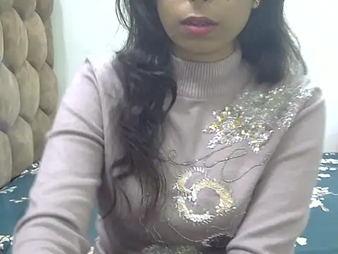 Snapshot of SONIYA_47 chatting on November 2025 03:01:02 PM SONIYA 47 online show from November 2025 03:01:02 PM