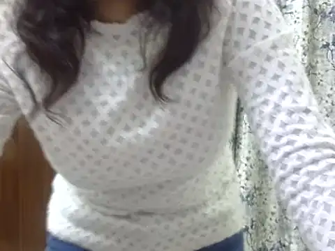 Snapshot of SONIYA_47 chatting on November 2025 09:02:01 PM SONIYA 47 online show from November 2025 09:02:01 PM