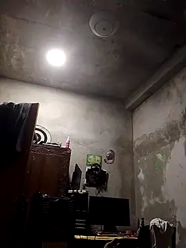 Pogga666 online show from November 2025 05:00:02 PM