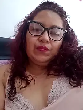 Snapshot of ladytropical1 chatting on November 2025 06:30:01 PM ladytropical1 online show from November 2025 06:30:01 PM