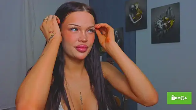 Snapshot of Katrinafoxxx chatting on October 2025 03:23:02 PM Katrinafoxxx online show from October 2025 03:23:02 PM