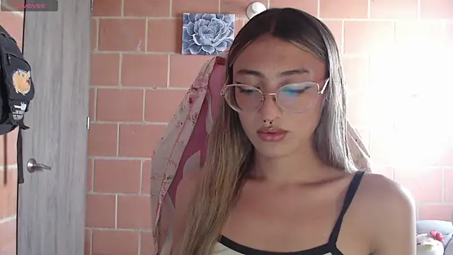 Andrea camilaaa online show from September 2025 04:19:02 PM