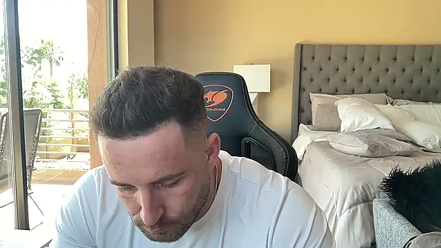 Snapshot of brettmycles28 chatting on September 2025 06:51:01 PM brettmycles28 online show from September 2025 06:51:01 PM